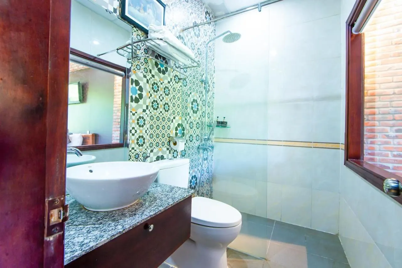 Hoang Lan Villa - Suoi Luong - Hai Van Park Da Nang Hotel